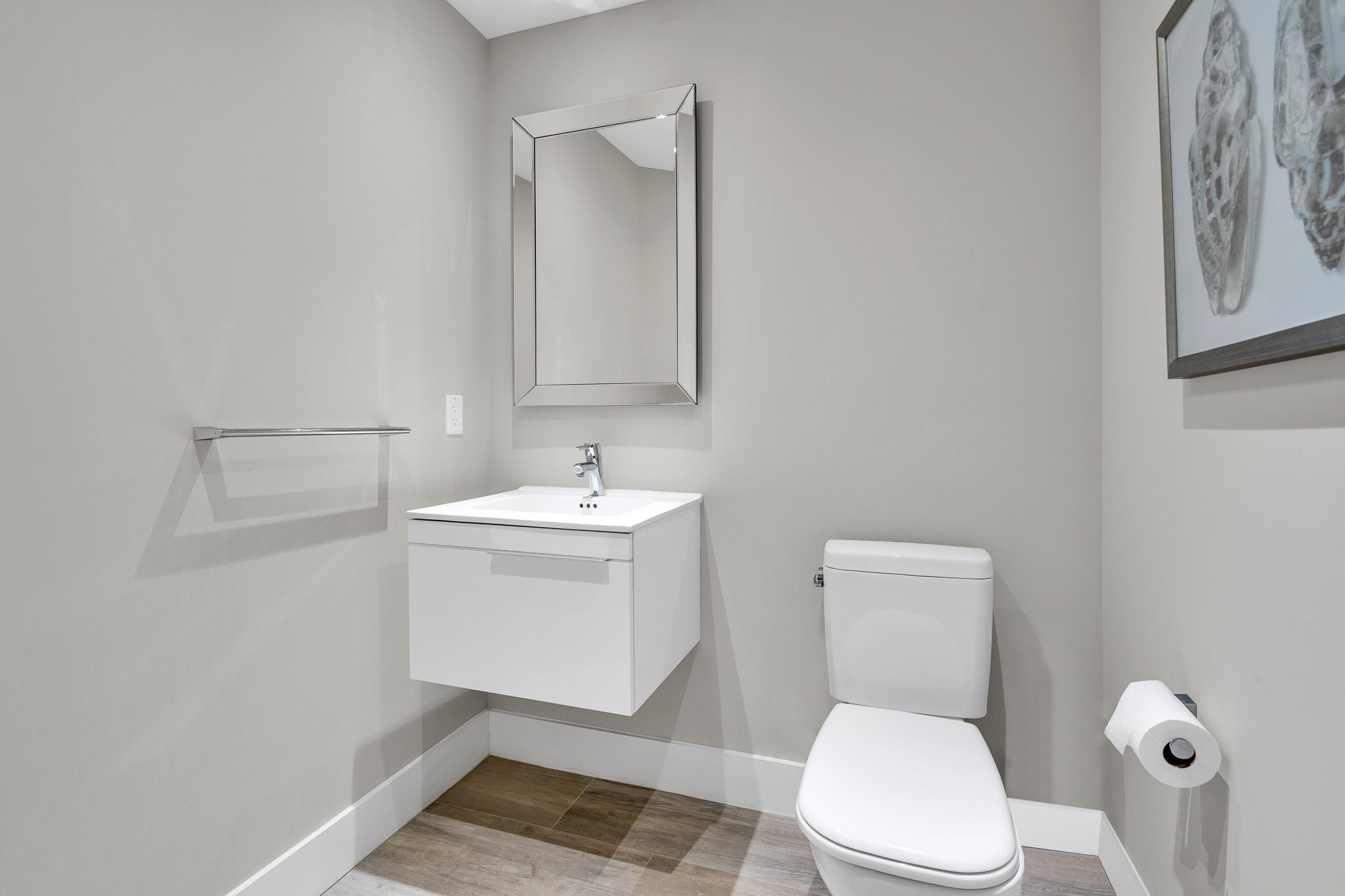 17111 Biscayne #1702, North Miami Beach FL 33160