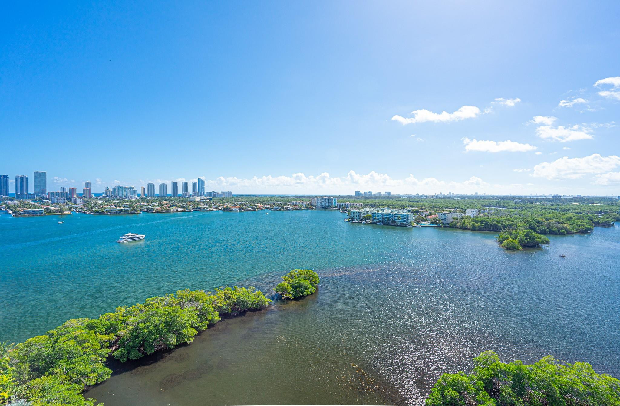 17111 Biscayne #1702, North Miami Beach FL 33160