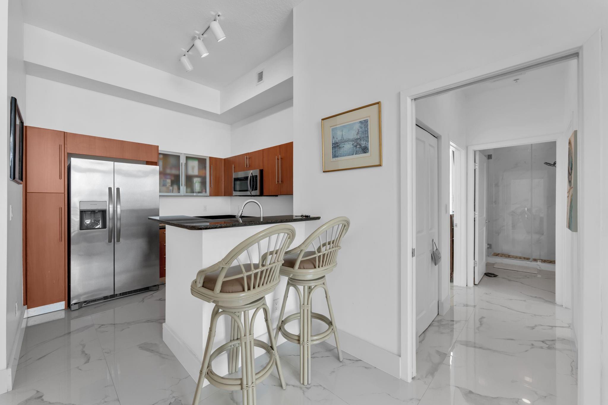 325 S Biscayne Blvd #UPH-14, Miami FL 33131