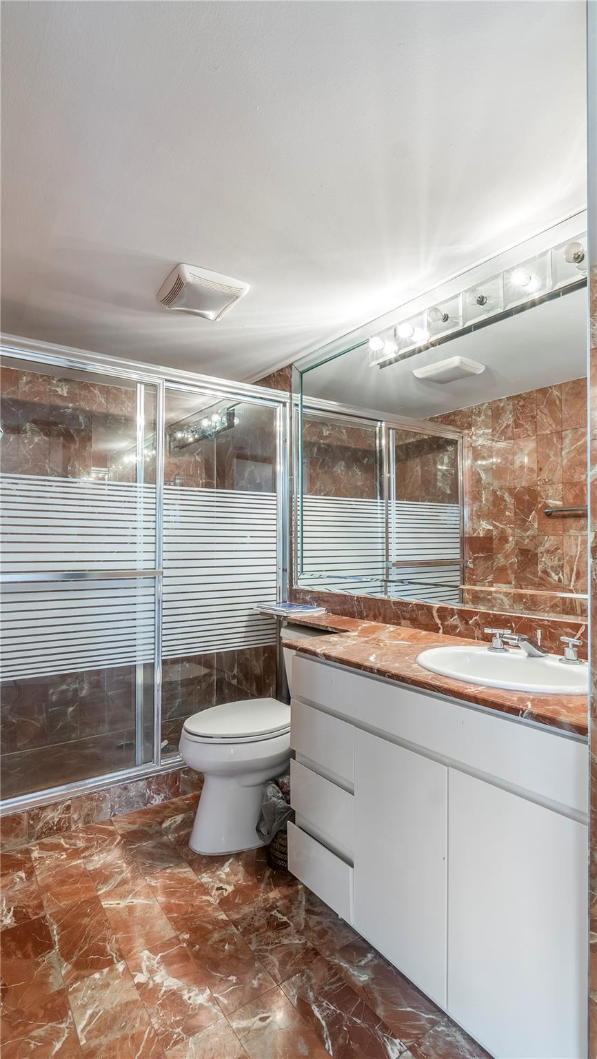 8877 Collins Ave #1107, Surfside FL 33154