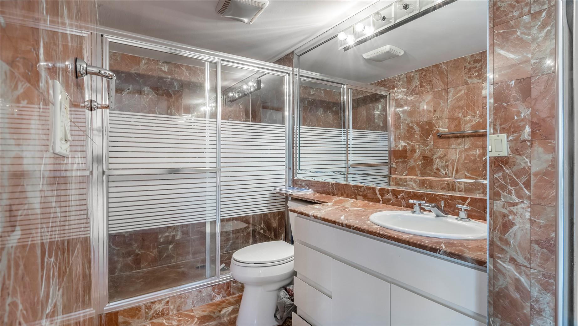 8877 Collins Ave #1107, Surfside FL 33154