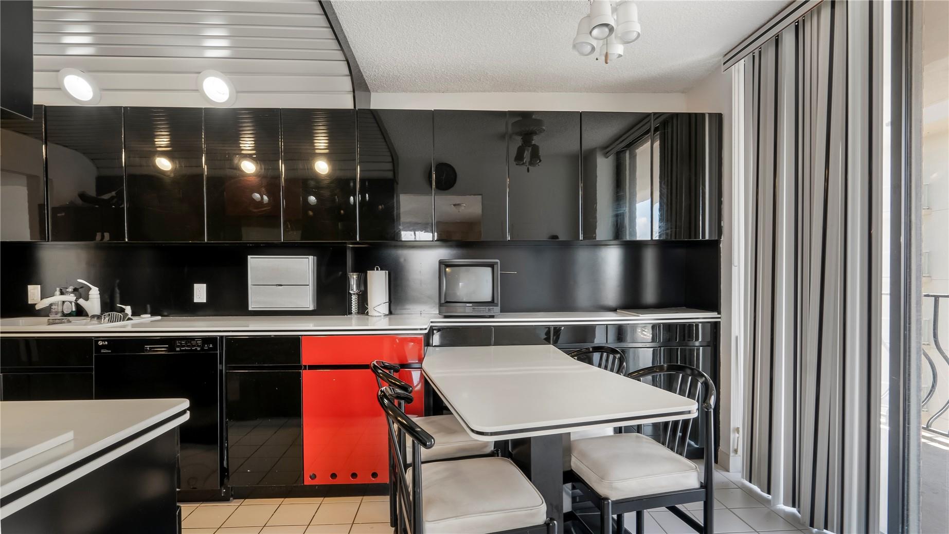 8877 Collins Ave #1107, Surfside FL 33154