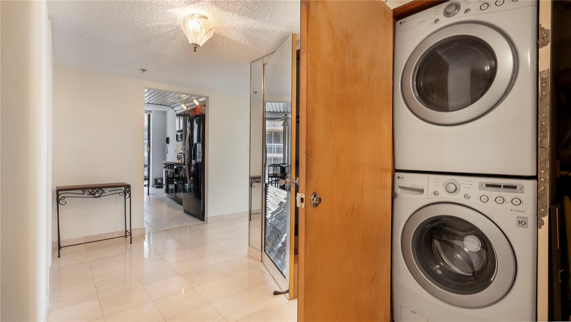 8877 Collins Ave #1107, Surfside FL 33154