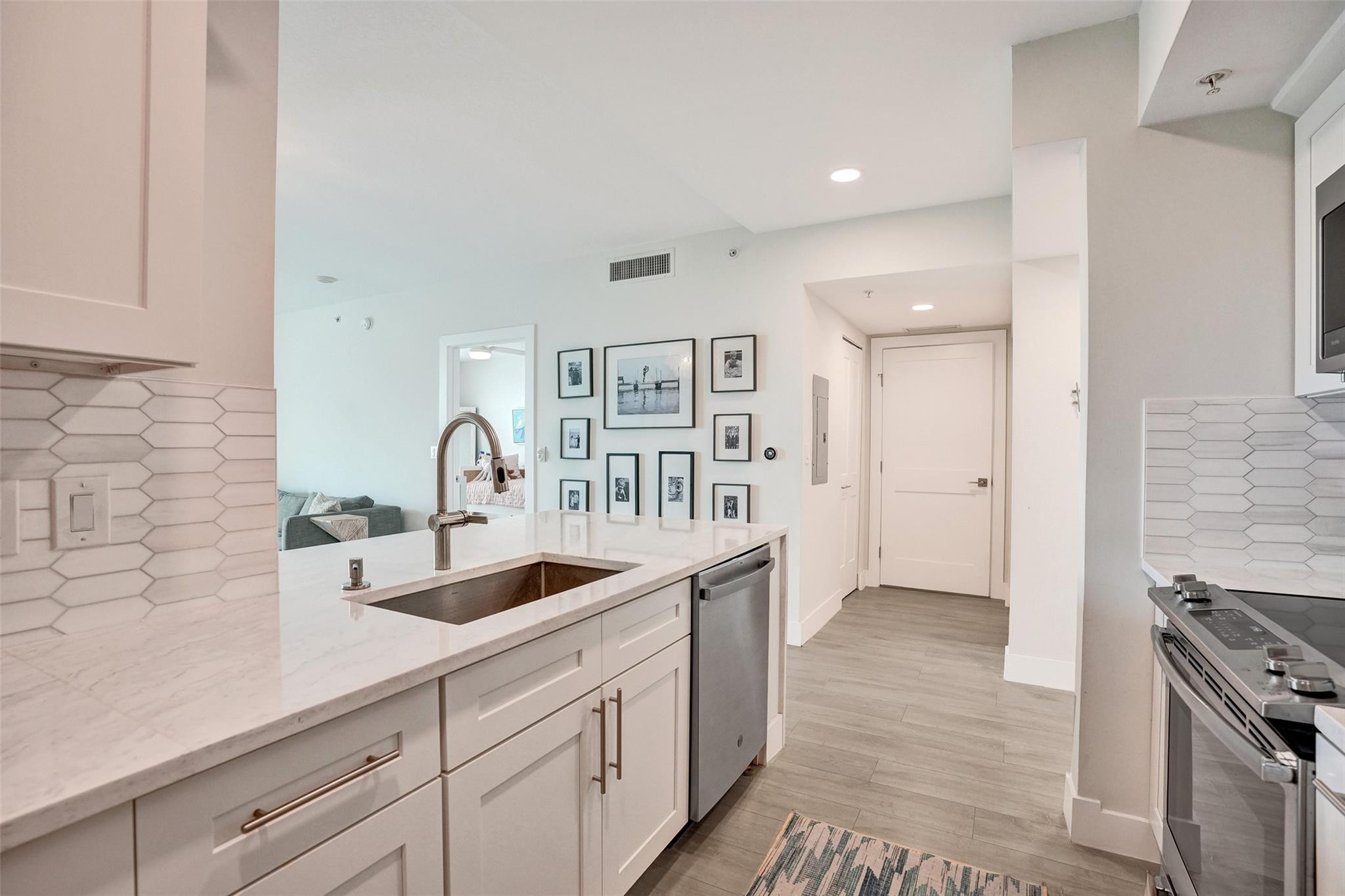 700 E Boynton Beach #406, Boynton Beach FL 33435