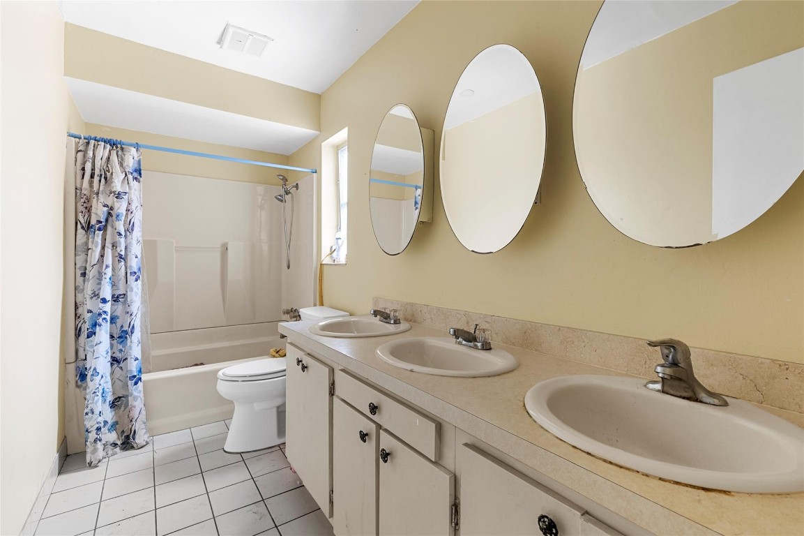 970 SW 67th, North Lauderdale FL 33068