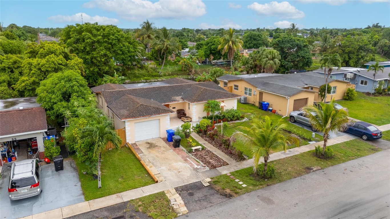 970 SW 67th, North Lauderdale FL 33068