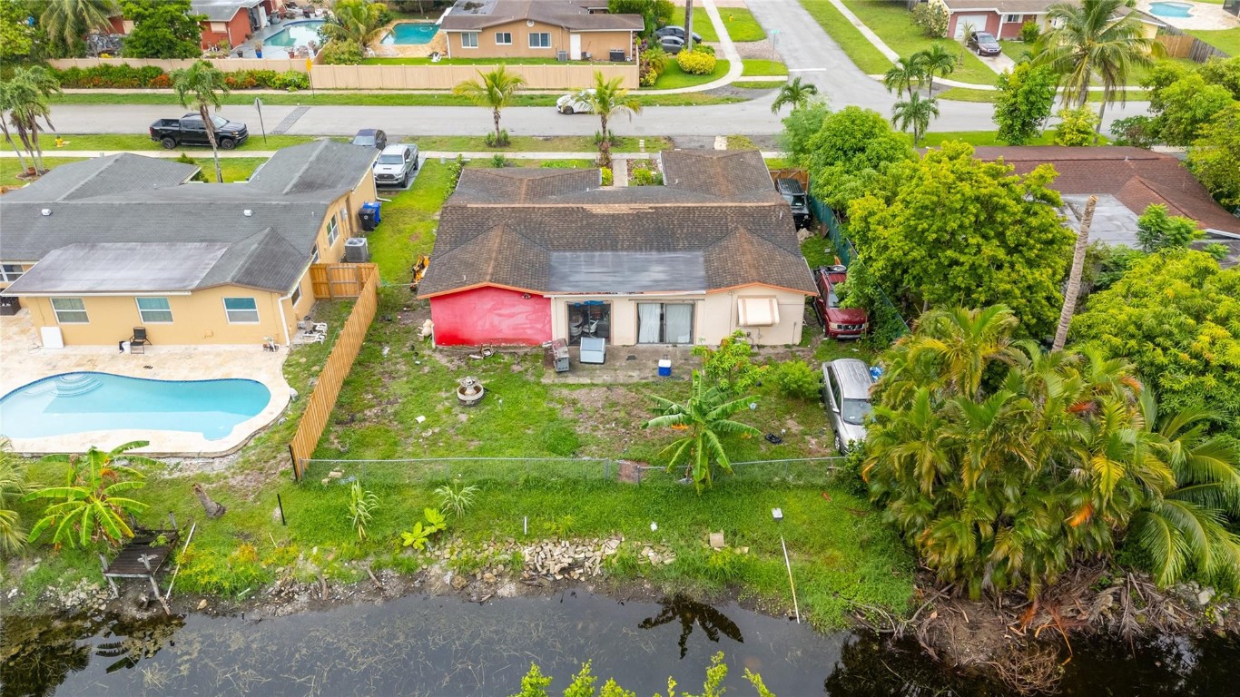 970 SW 67th, North Lauderdale FL 33068