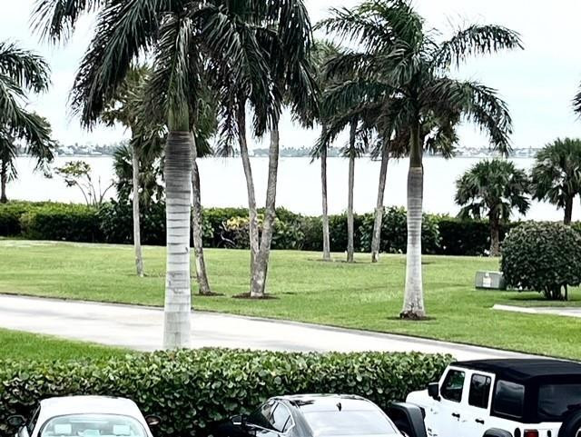 40 NE Plantation #208, Stuart FL 34996