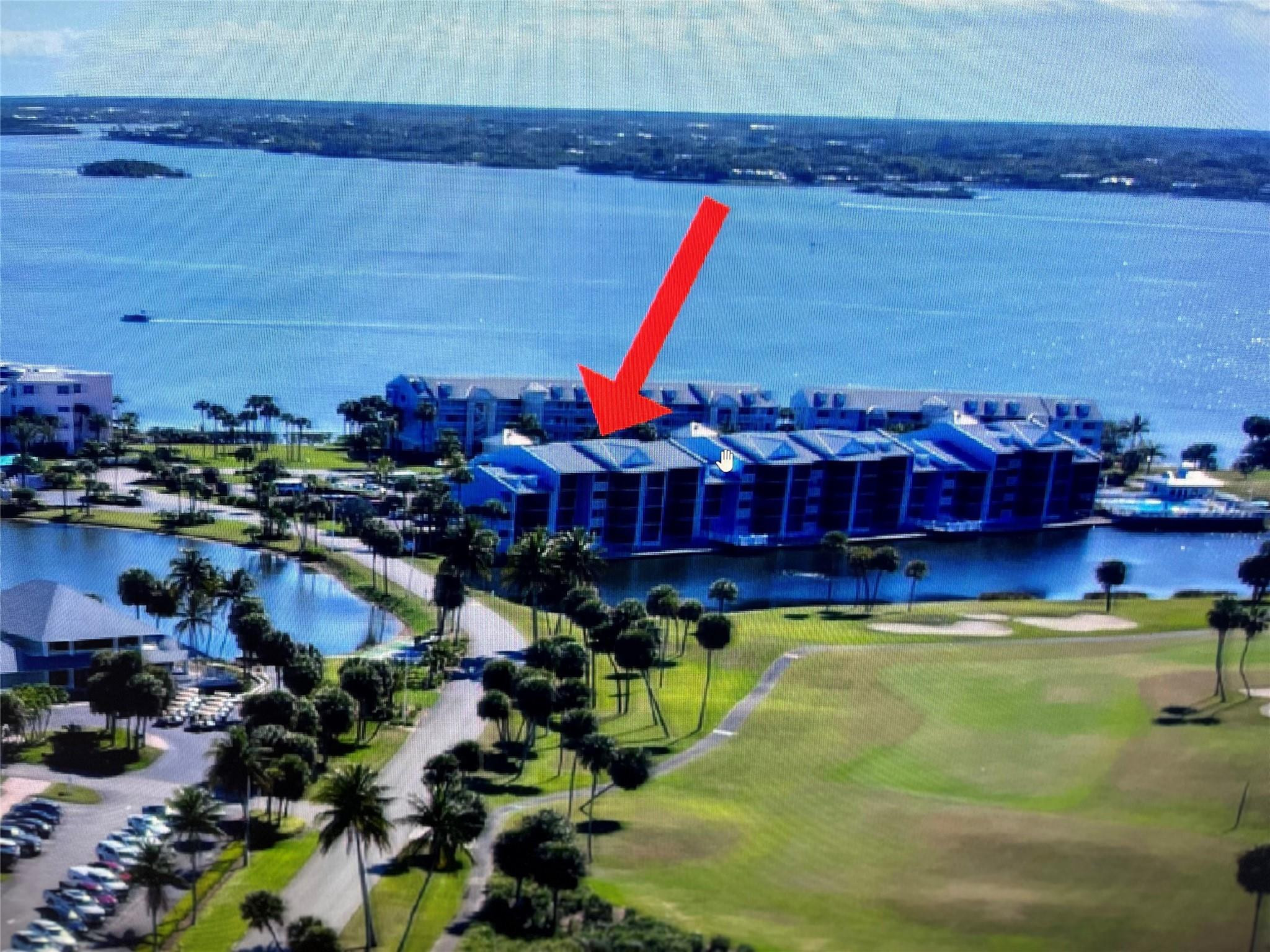 40 NE Plantation #208, Stuart FL 34996