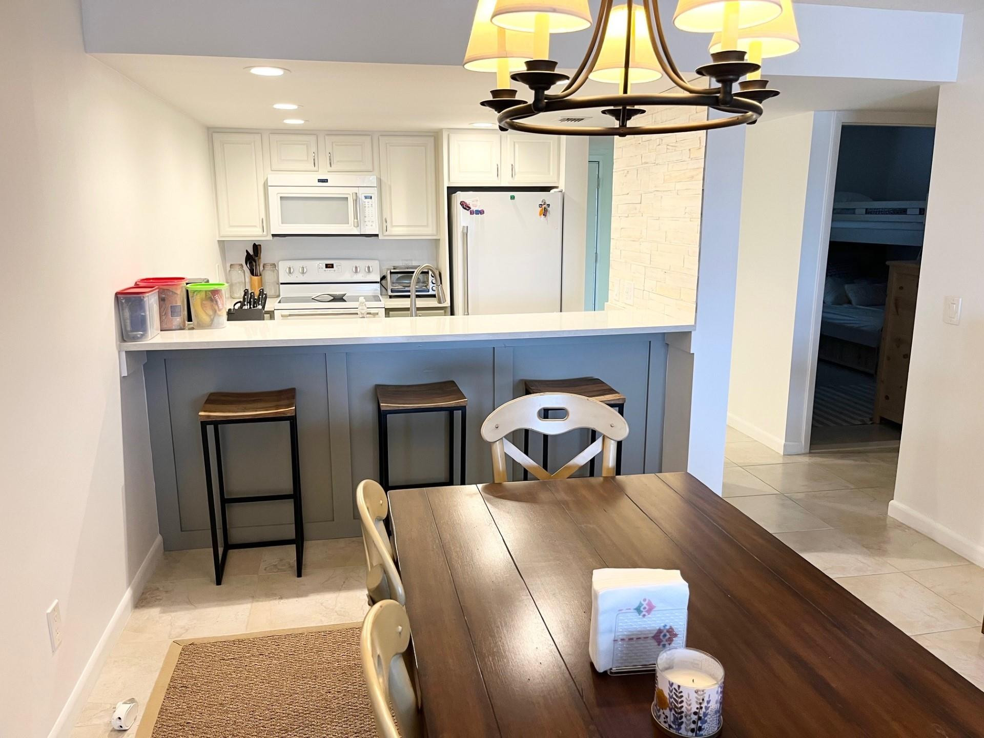 40 NE Plantation #208, Stuart FL 34996
