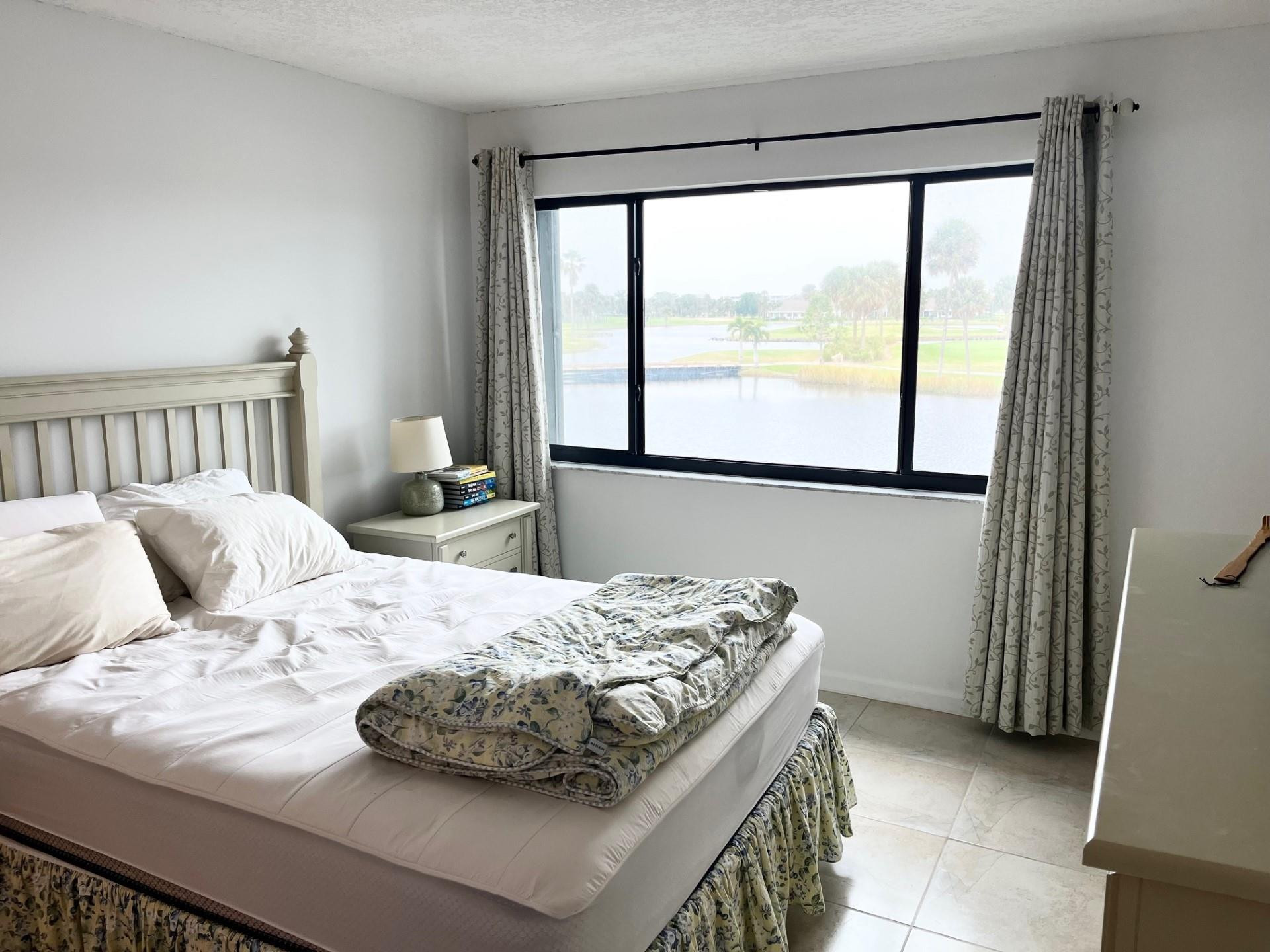 40 NE Plantation #208, Stuart FL 34996
