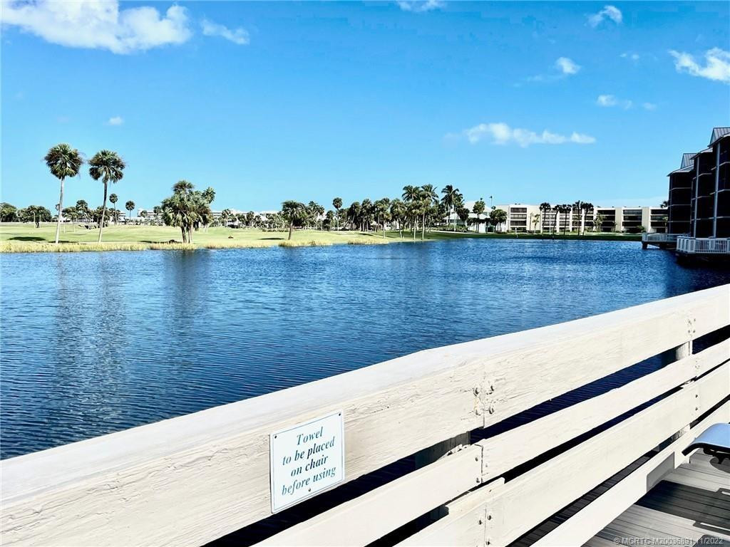 40 NE Plantation #208, Stuart FL 34996
