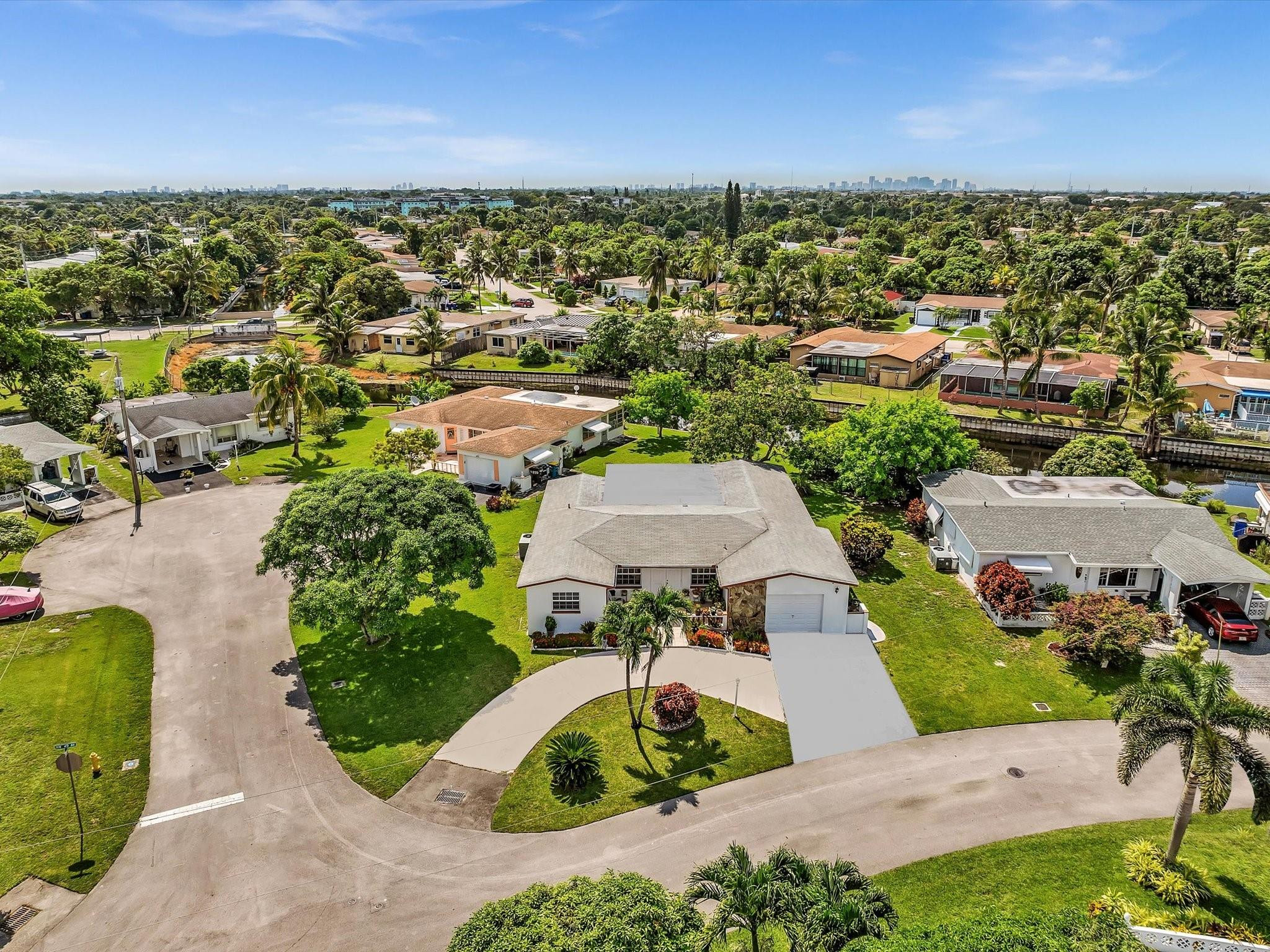 4220 NW 49th, Lauderdale Lakes FL 33319