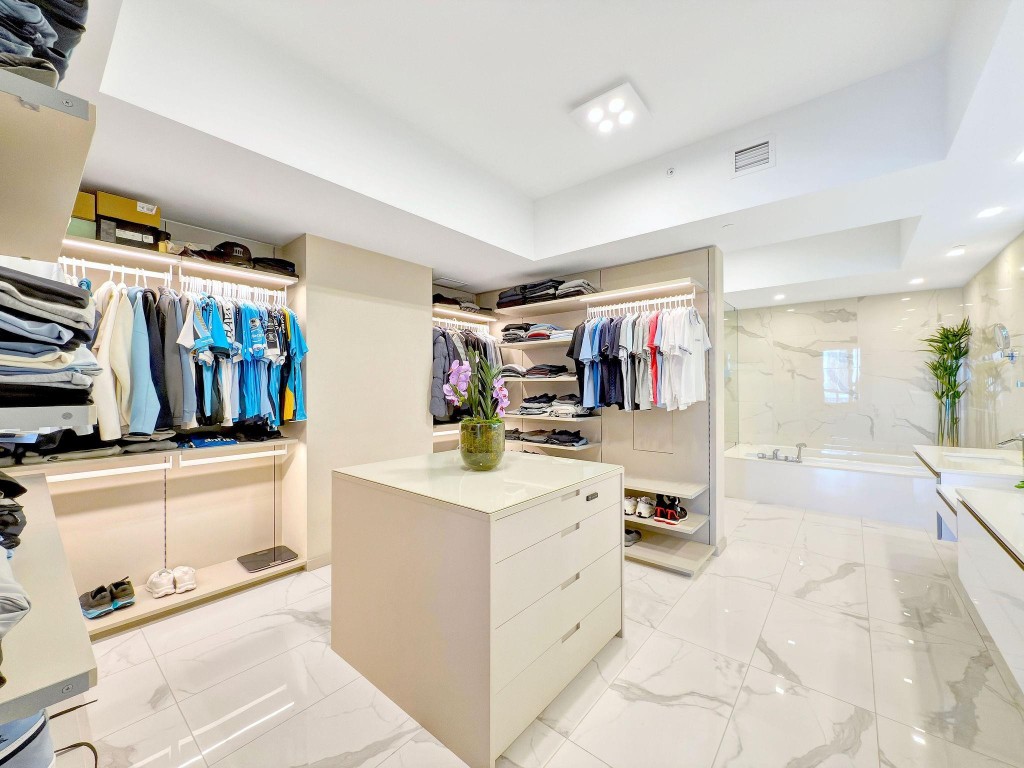 5000 Island Estates #904, Aventura FL 33160