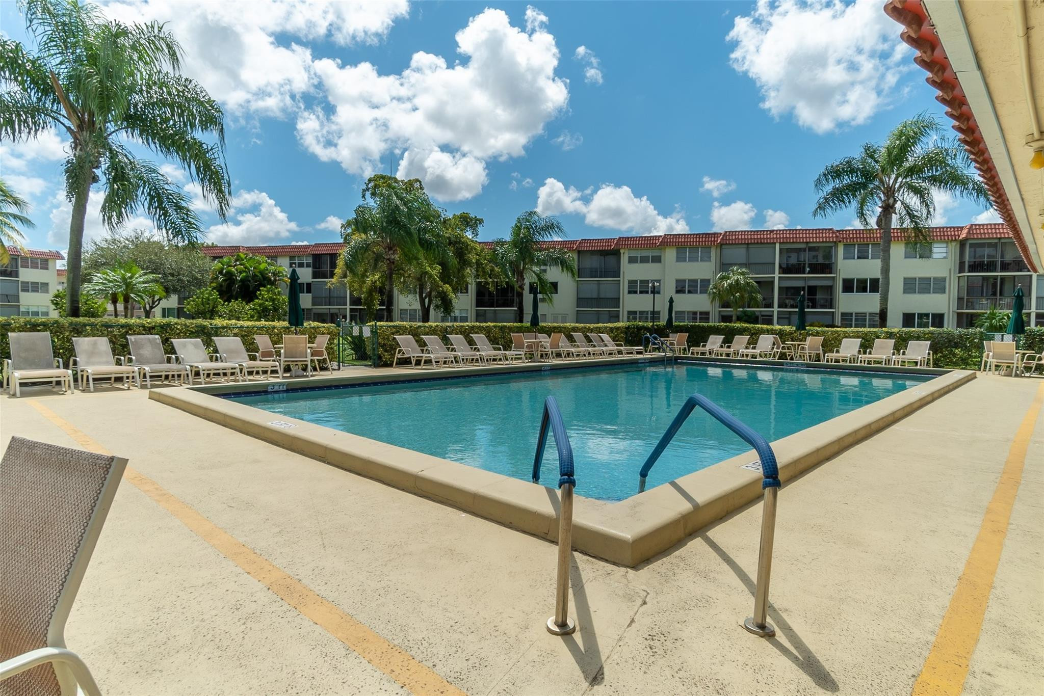 820 S Hollybrook #209, Pembroke Pines FL 33025