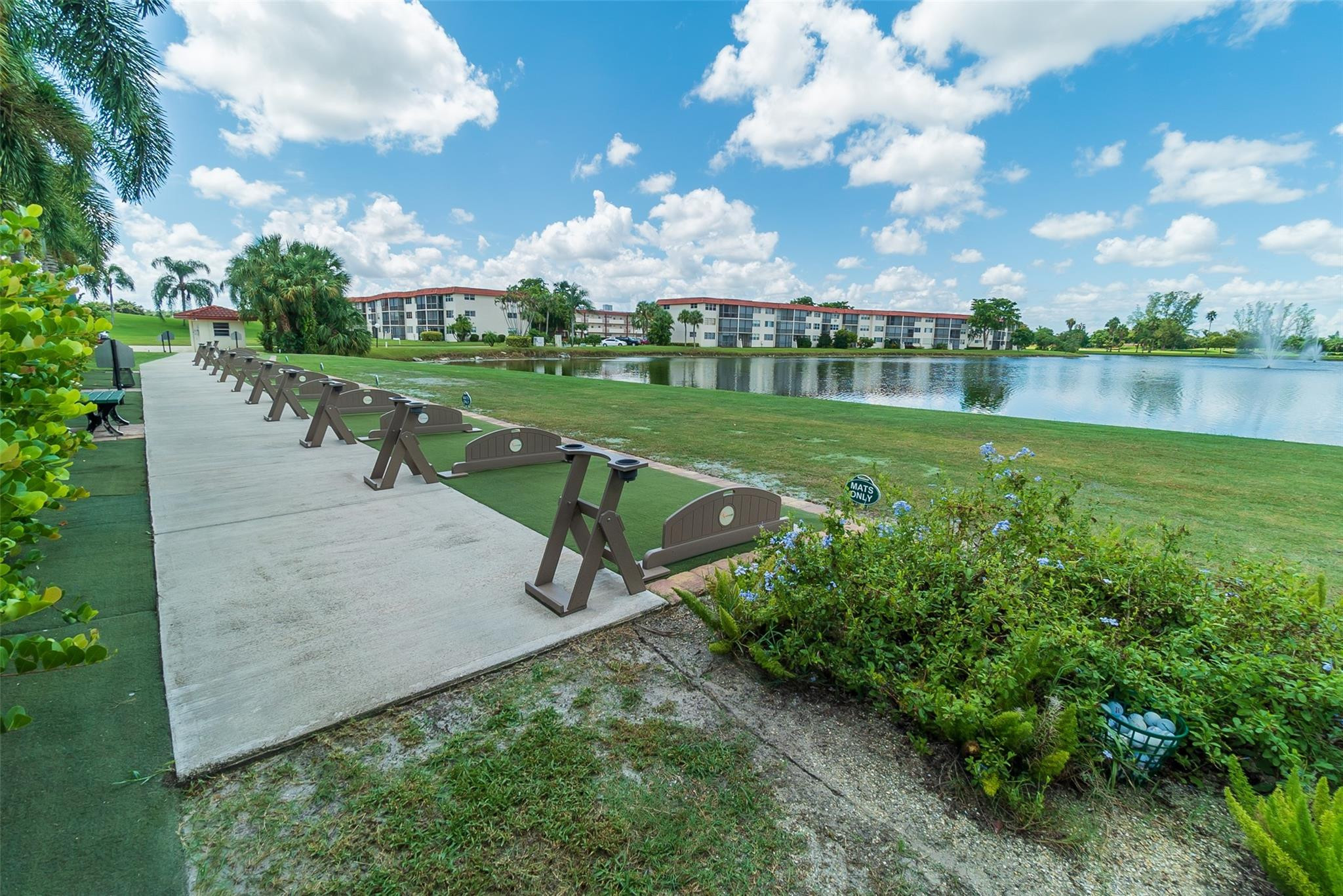 820 S Hollybrook #209, Pembroke Pines FL 33025