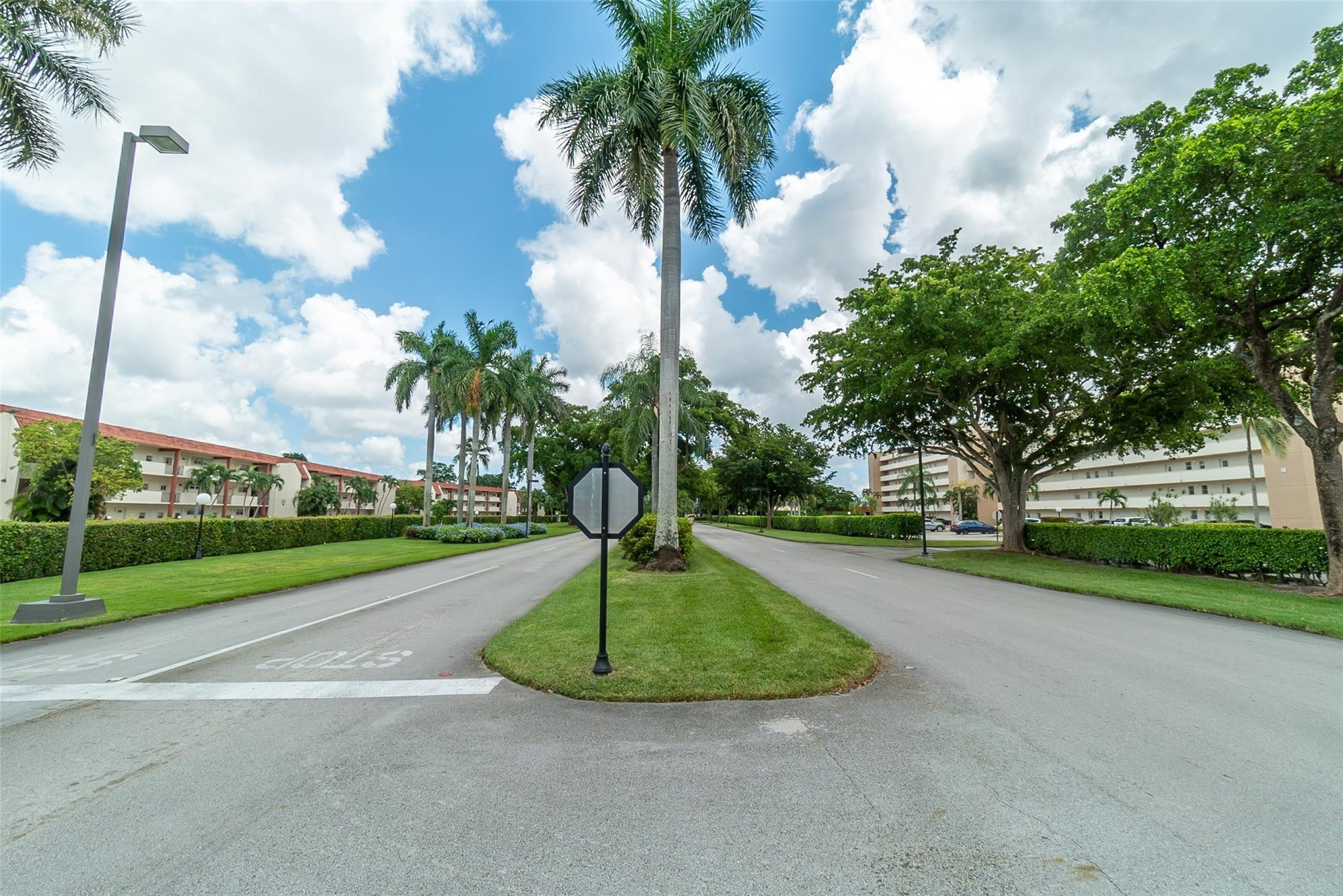 820 S Hollybrook #209, Pembroke Pines FL 33025
