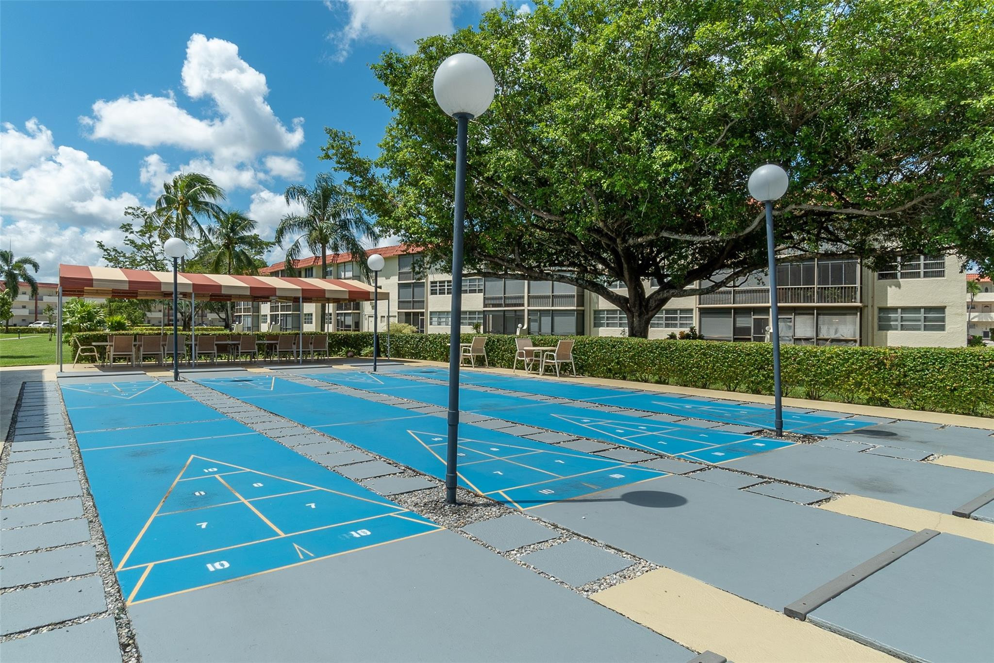 820 S Hollybrook #209, Pembroke Pines FL 33025