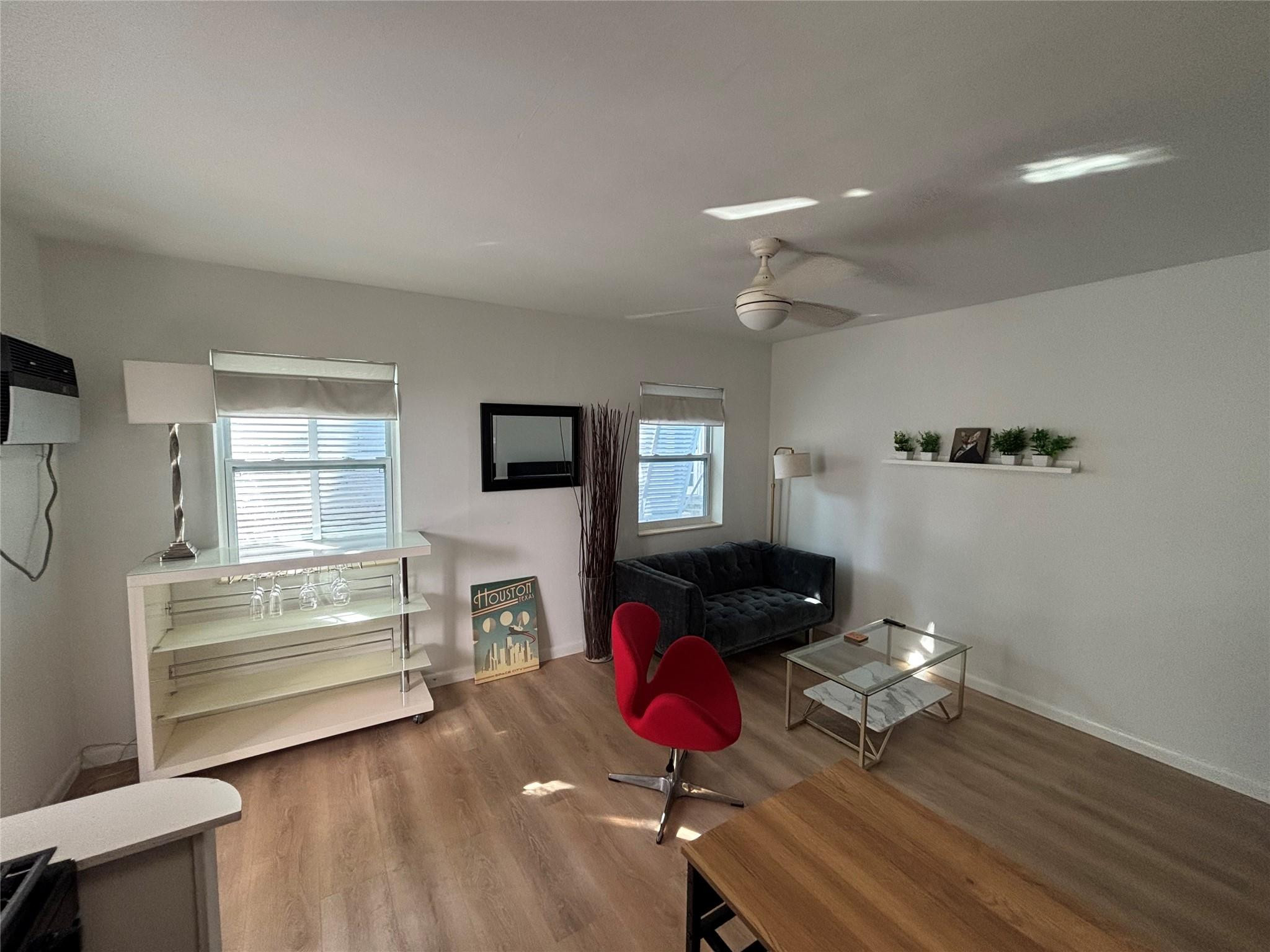 1315 SE 2nd #REAR EAST, Fort Lauderdale FL 33301