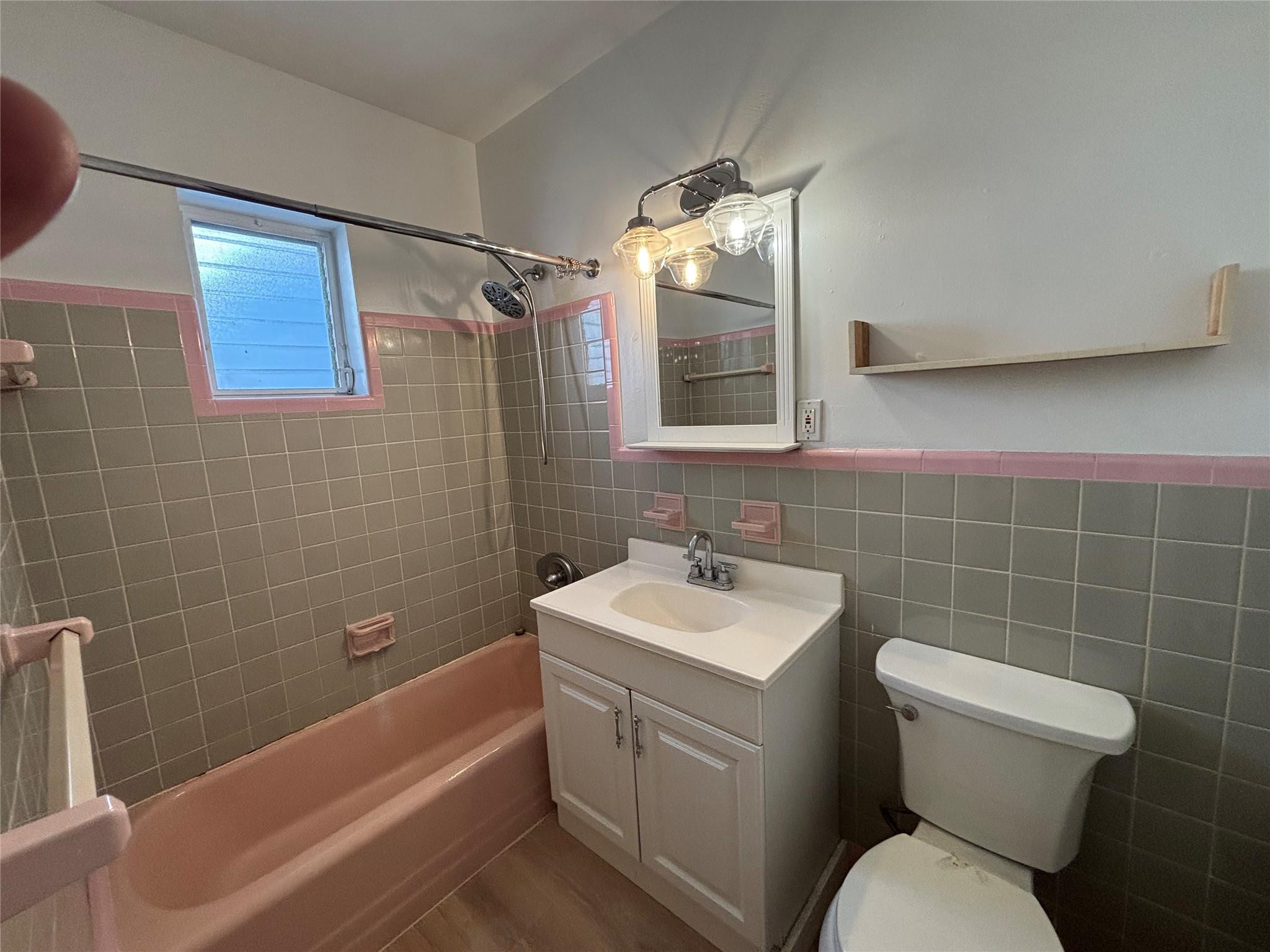1315 SE 2nd #REAR EAST, Fort Lauderdale FL 33301