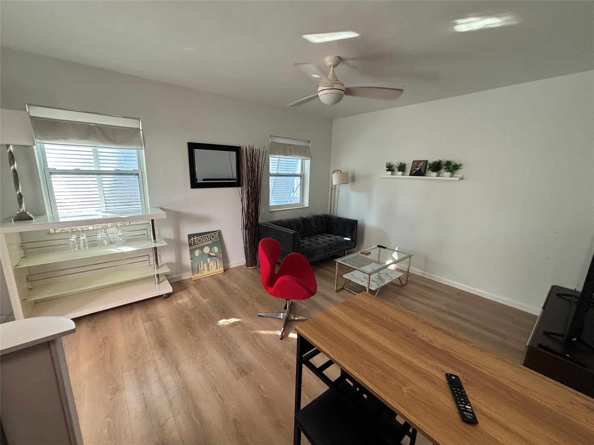 1315 SE 2nd #REAR EAST, Fort Lauderdale FL 33301