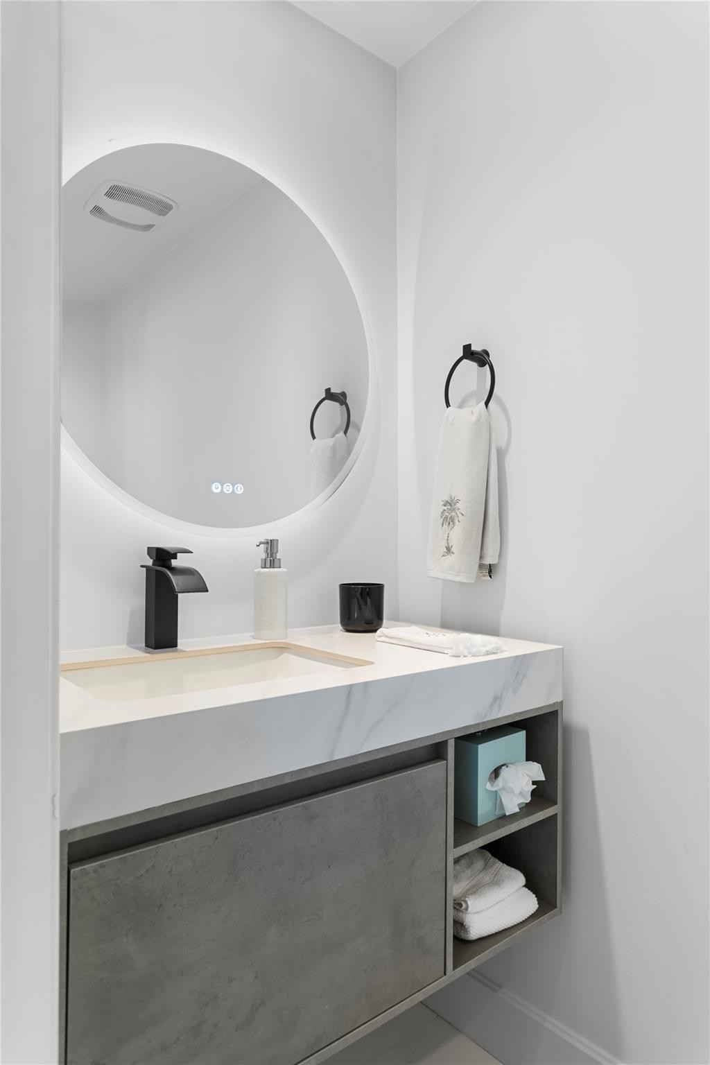 3535 S Ocean #402, Hollywood FL 33019