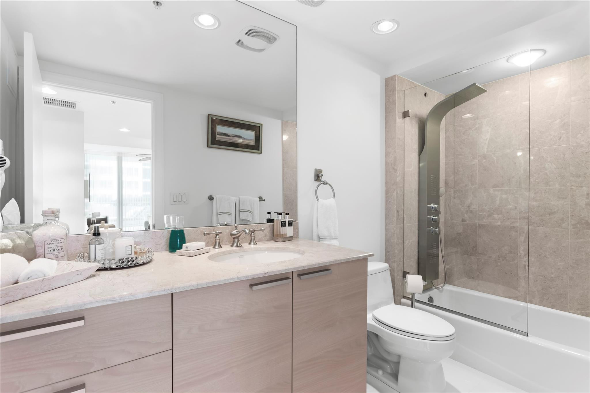 3535 S Ocean #402, Hollywood FL 33019