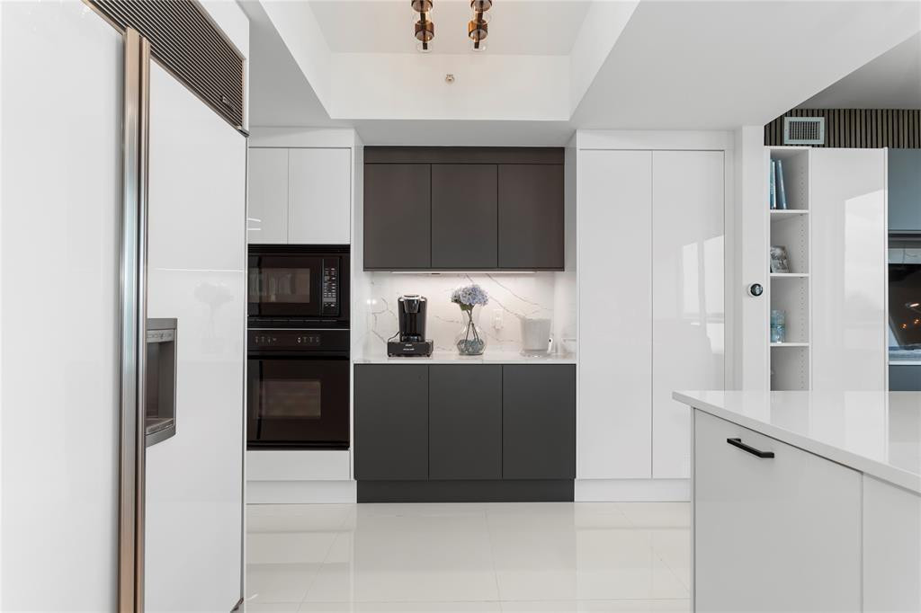 3535 S Ocean #402, Hollywood FL 33019