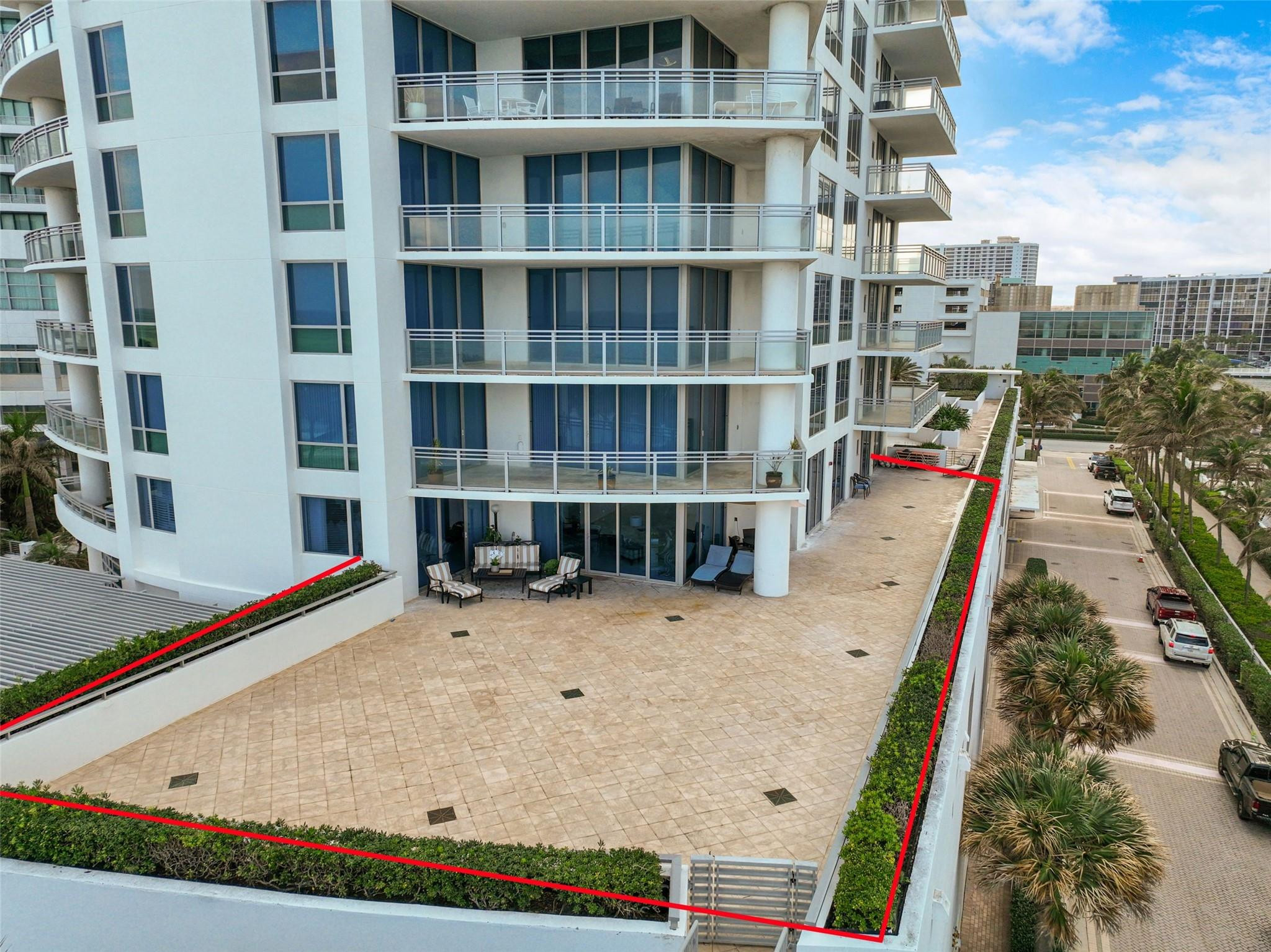 3535 S Ocean #402, Hollywood FL 33019