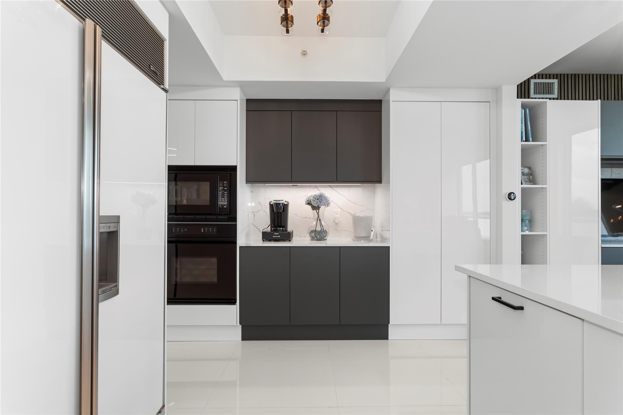 3535 S Ocean #402, Hollywood FL 33019