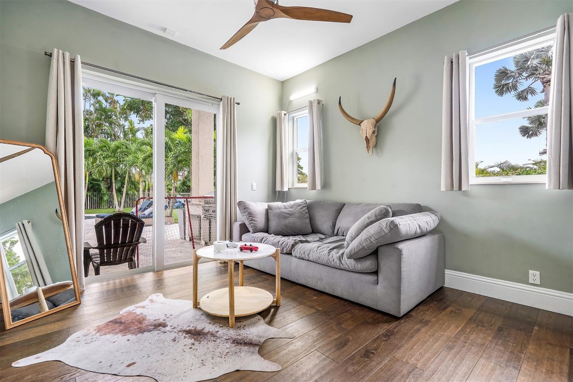 6599 NW 33rd, Boca Raton FL 33496