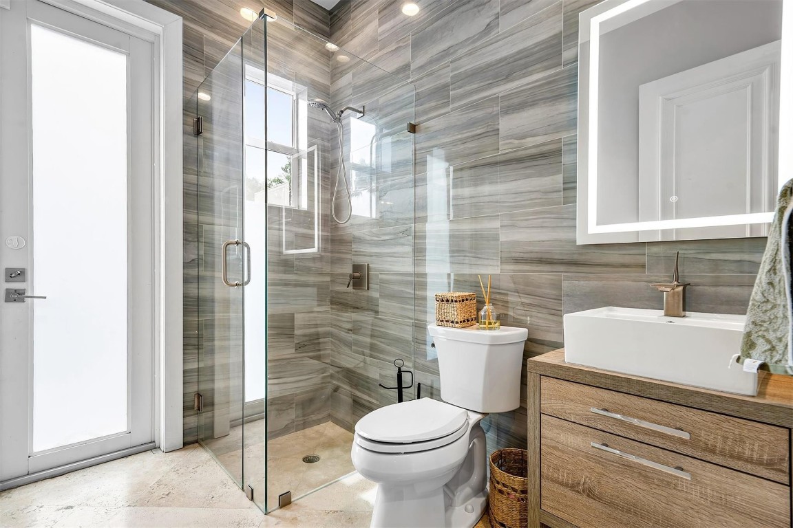 6599 NW 33rd, Boca Raton FL 33496