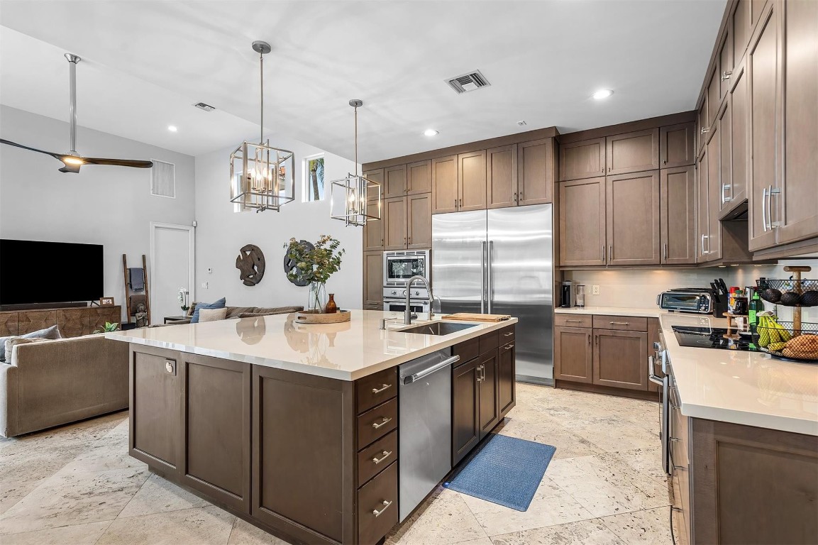 6599 NW 33rd, Boca Raton FL 33496