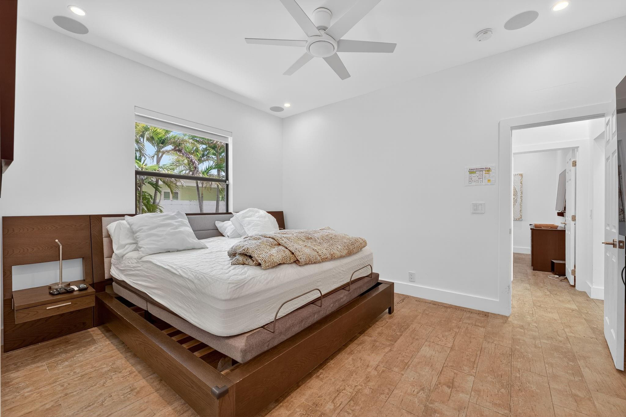 2460 NE 36th, Fort Lauderdale FL 33308