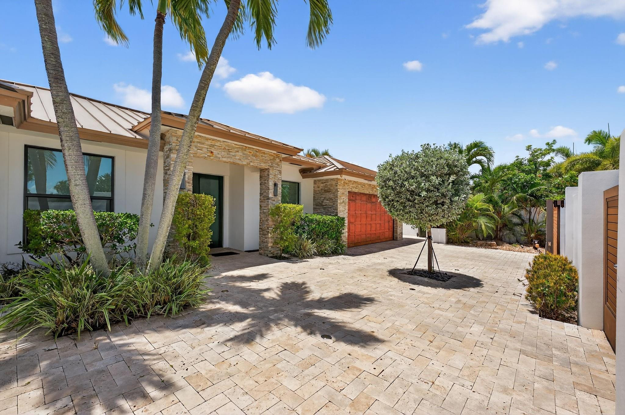 2460 NE 36th, Fort Lauderdale FL 33308