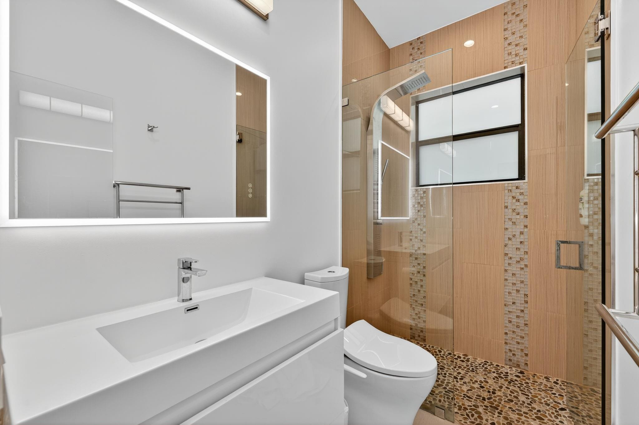 2460 NE 36th, Fort Lauderdale FL 33308
