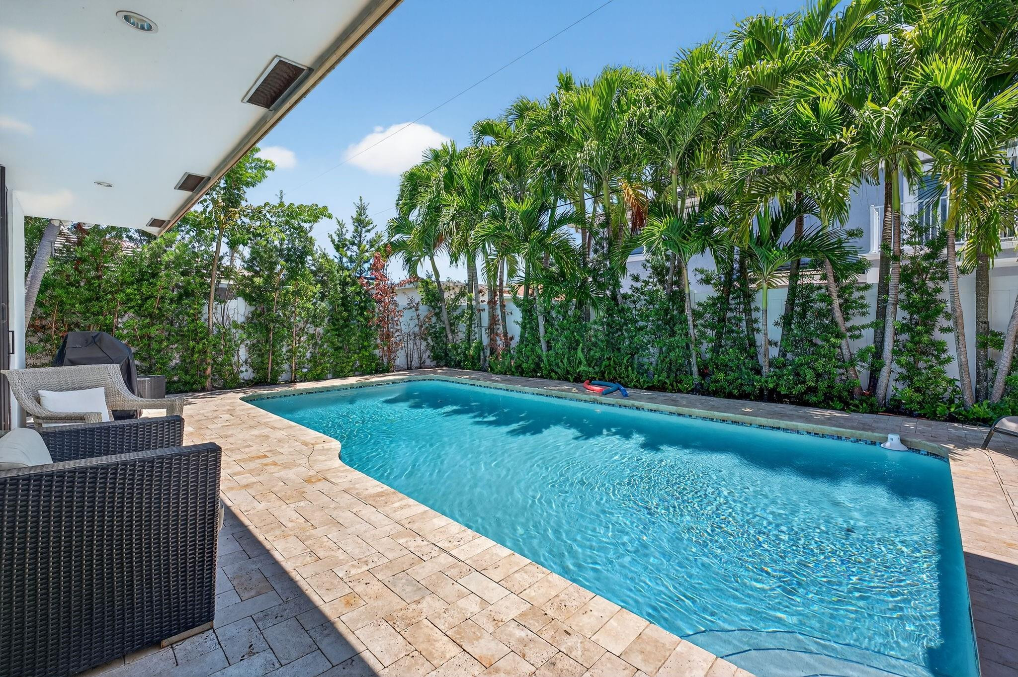 2460 NE 36th, Fort Lauderdale FL 33308