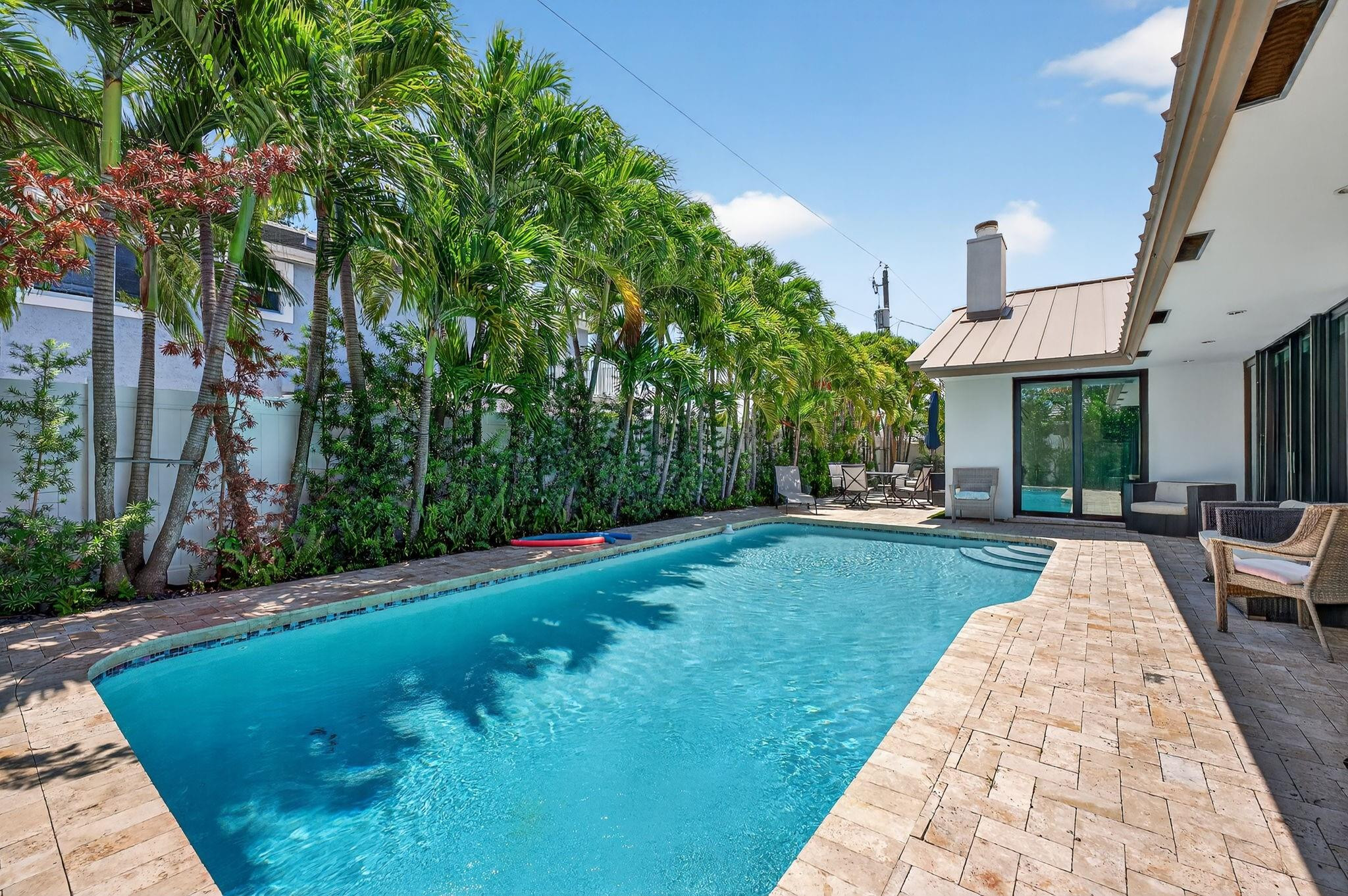 2460 NE 36th, Fort Lauderdale FL 33308