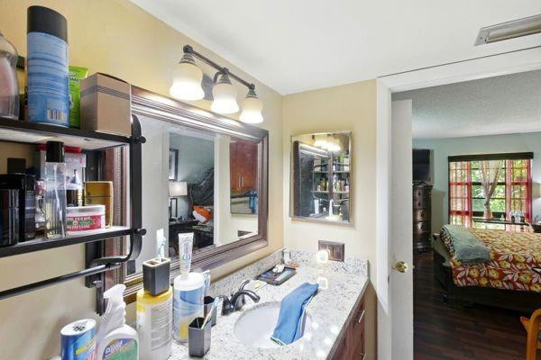 5530 NW 44th #418c, Lauderhill FL 33319