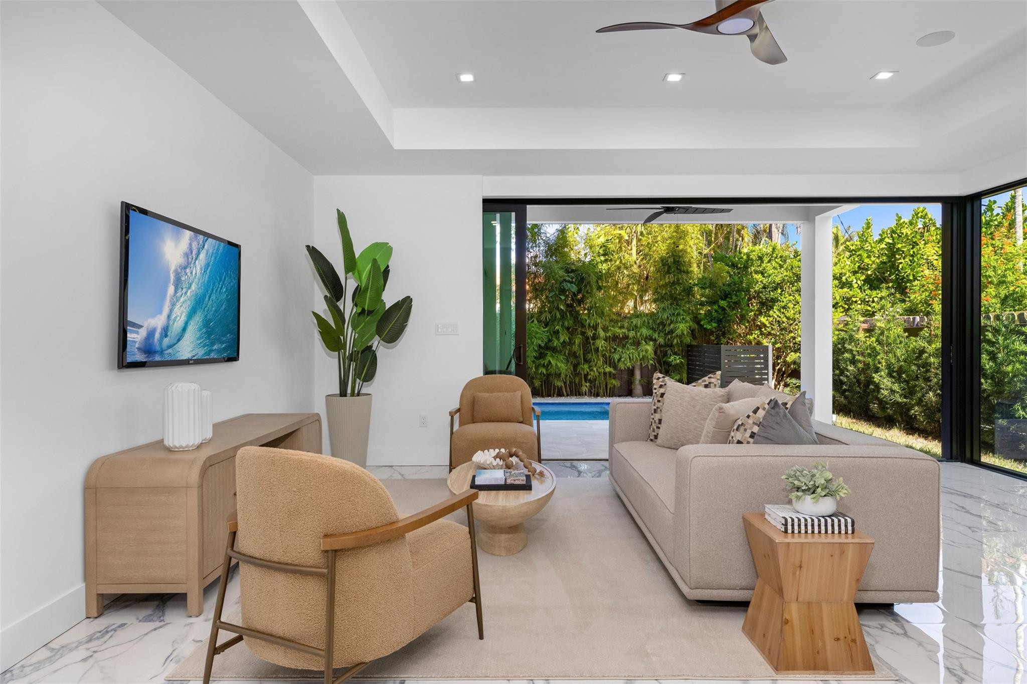 1621 E Broward, Fort Lauderdale FL 33301