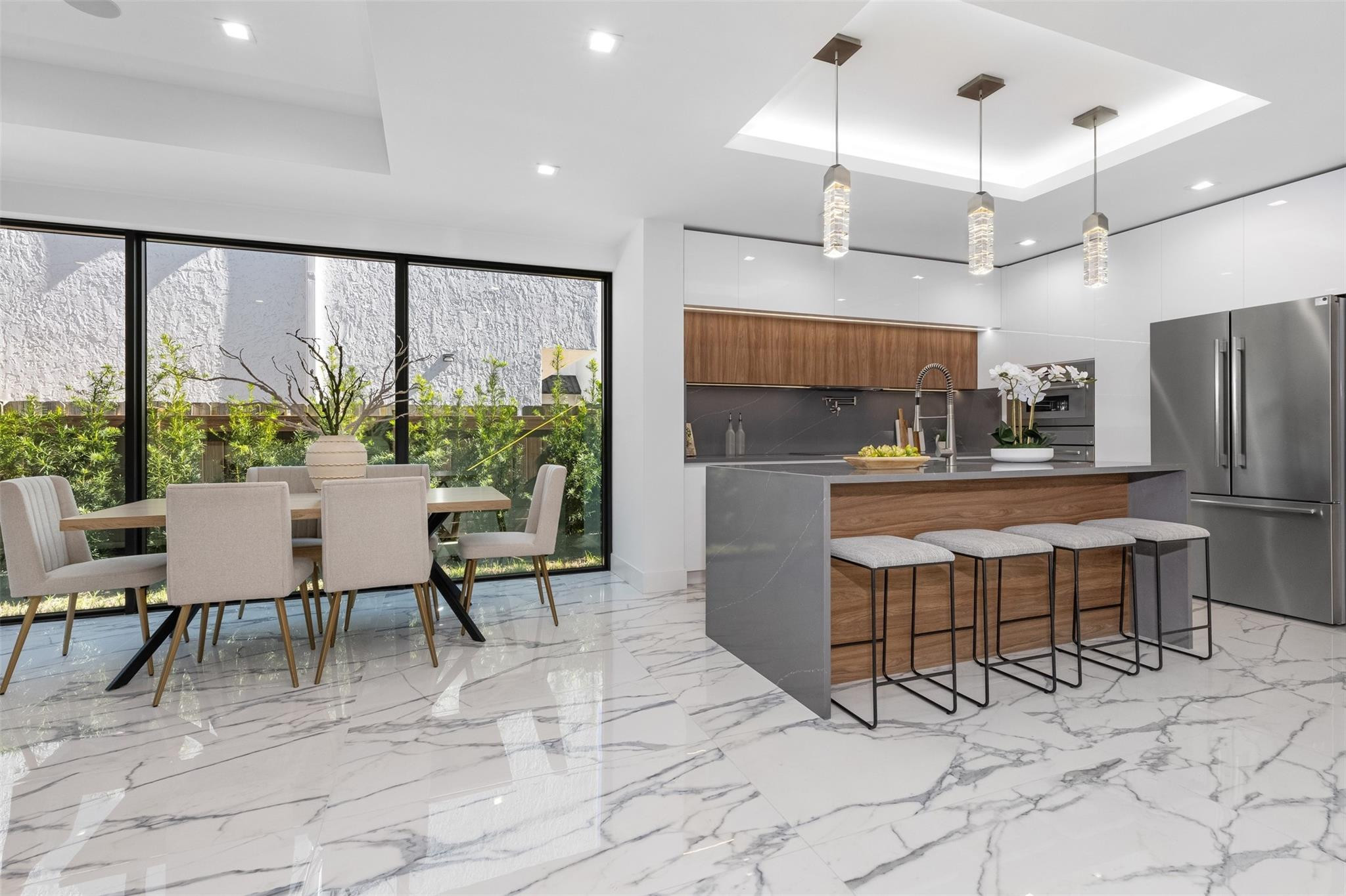 1621 E Broward, Fort Lauderdale FL 33301