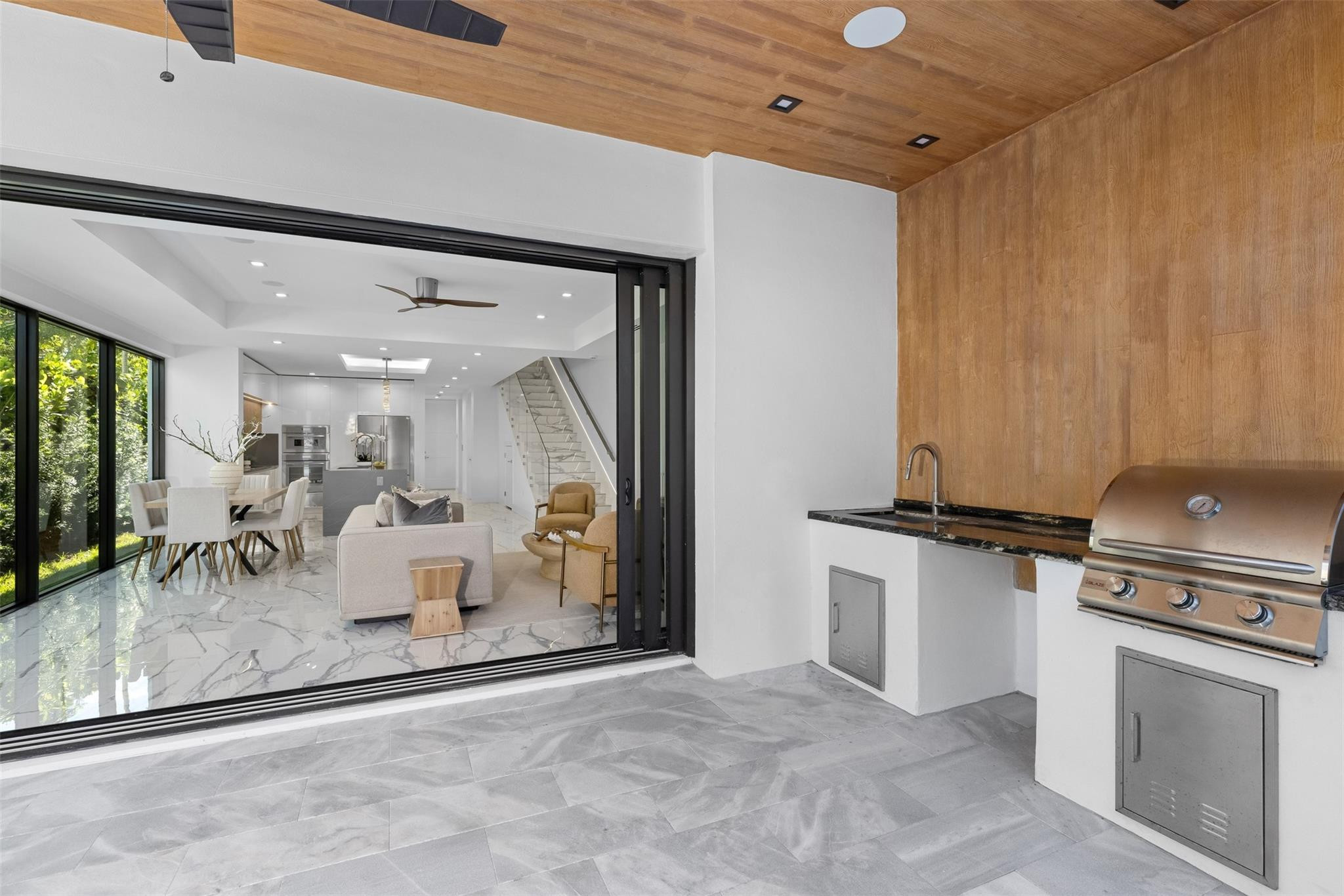 1621 E Broward, Fort Lauderdale FL 33301