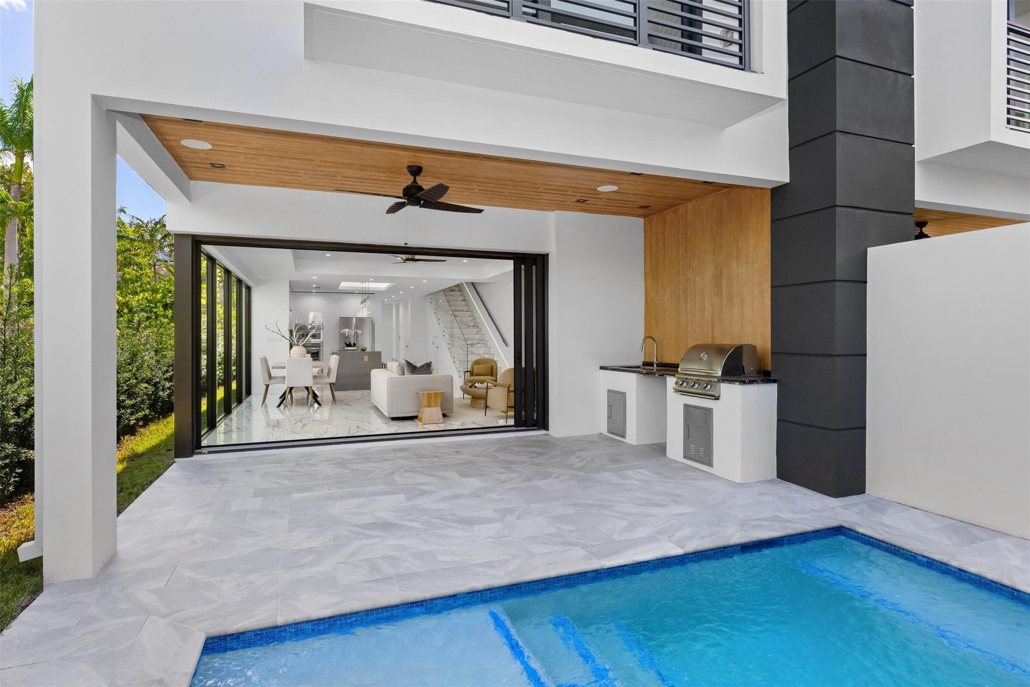 1621 E Broward, Fort Lauderdale FL 33301