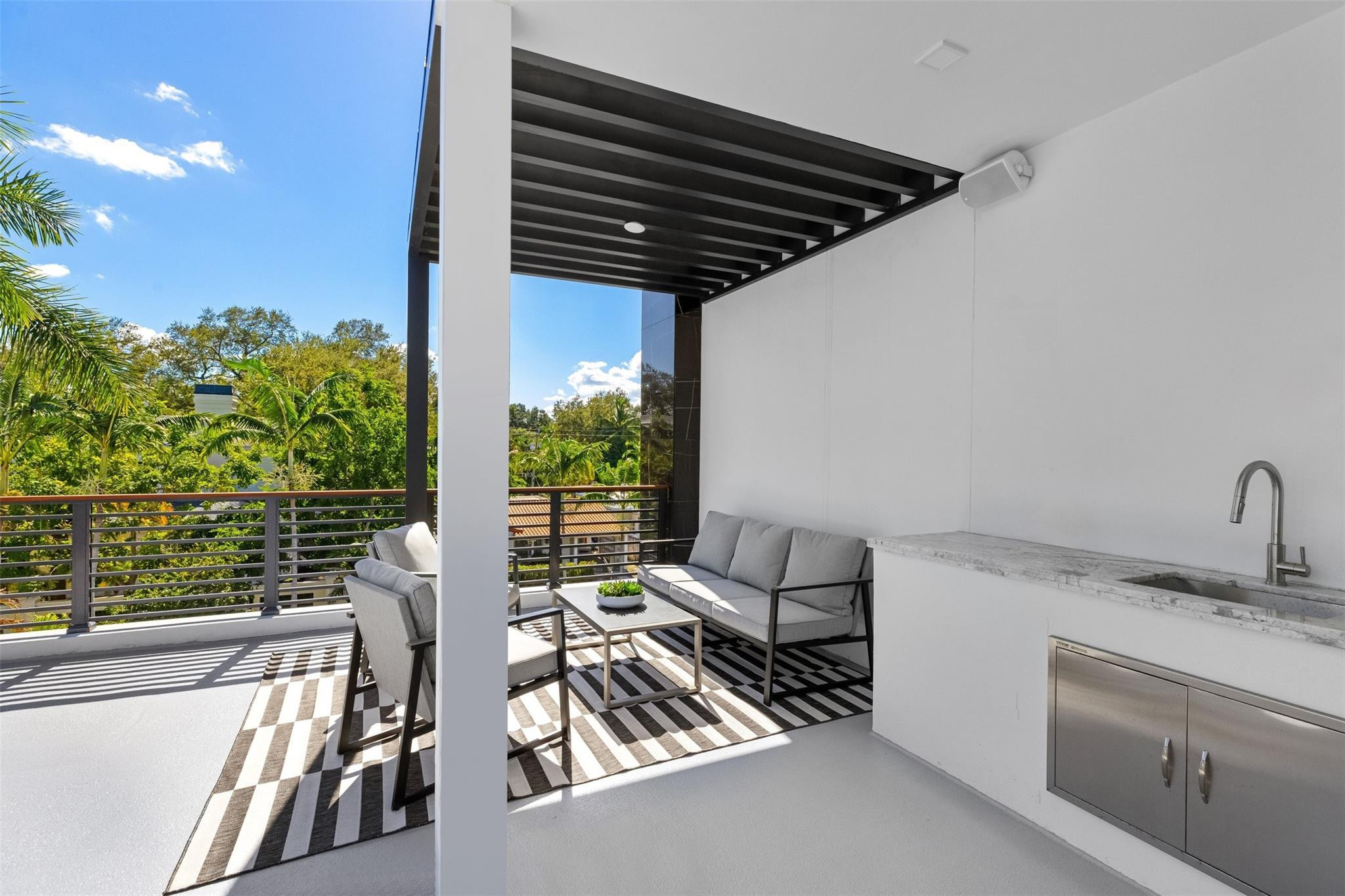 1621 E Broward, Fort Lauderdale FL 33301