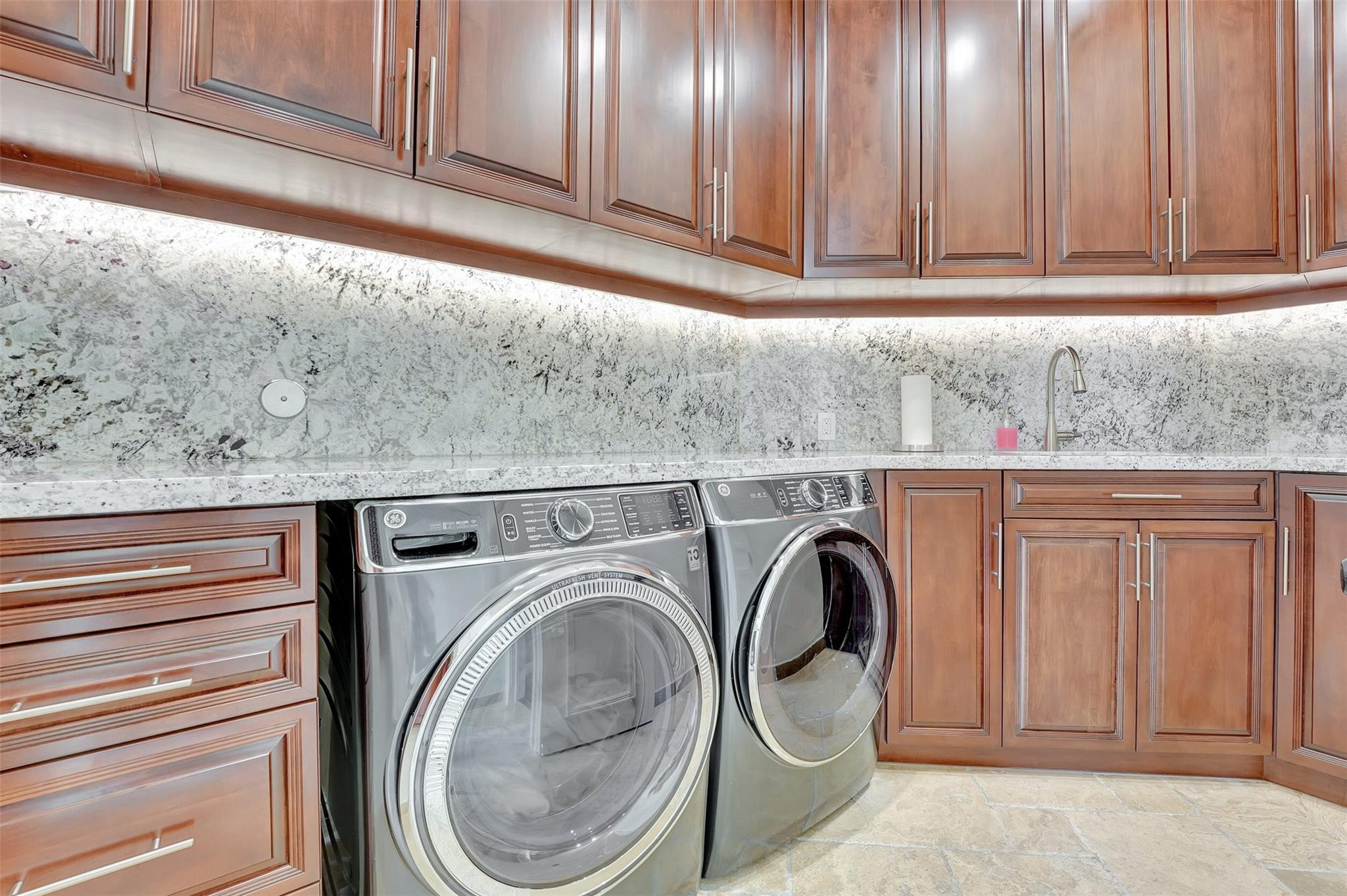 3440 Stallion, Weston FL 33331