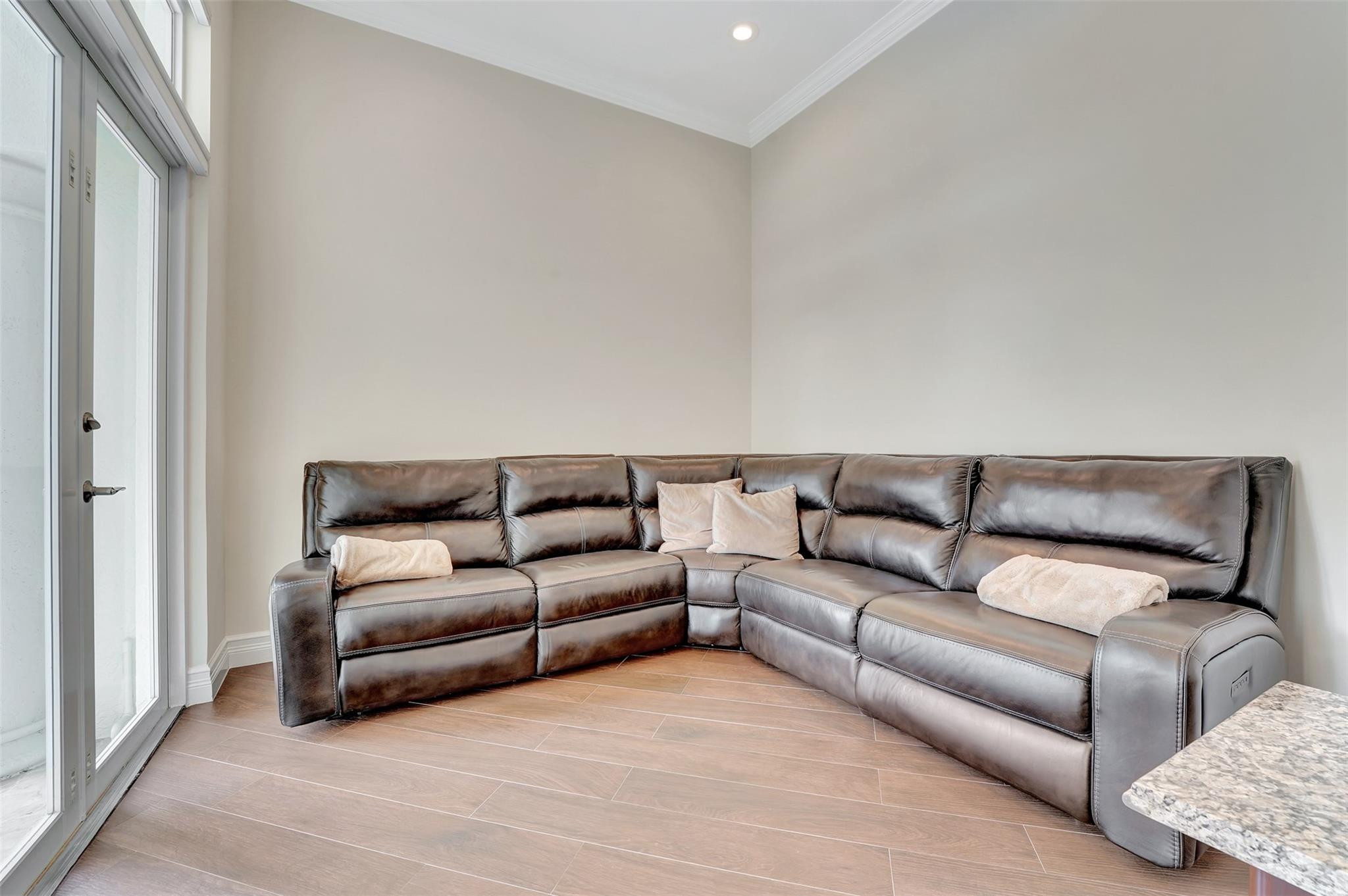 3440 Stallion, Weston FL 33331
