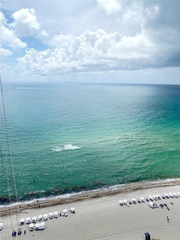 16001 Collins #2207, Sunny Isles Beach FL 33160