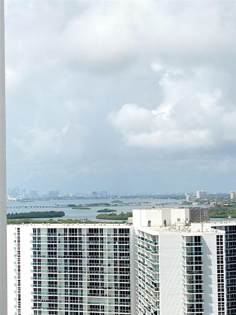 16001 Collins #2207, Sunny Isles Beach FL 33160
