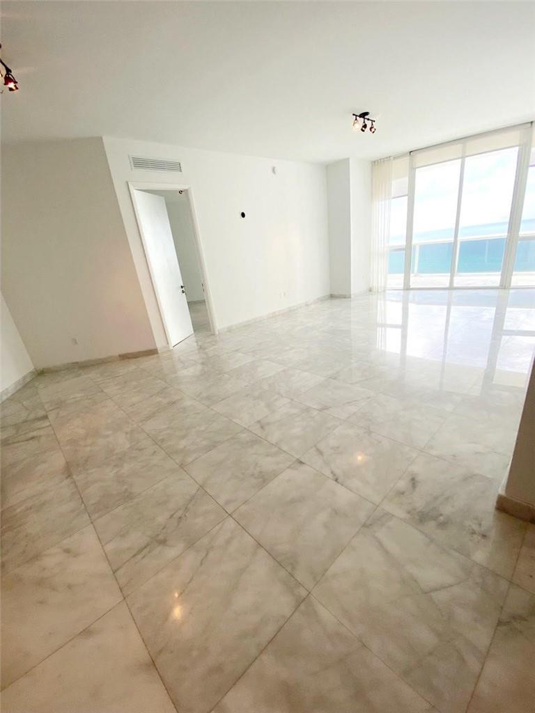 16001 Collins #2207, Sunny Isles Beach FL 33160