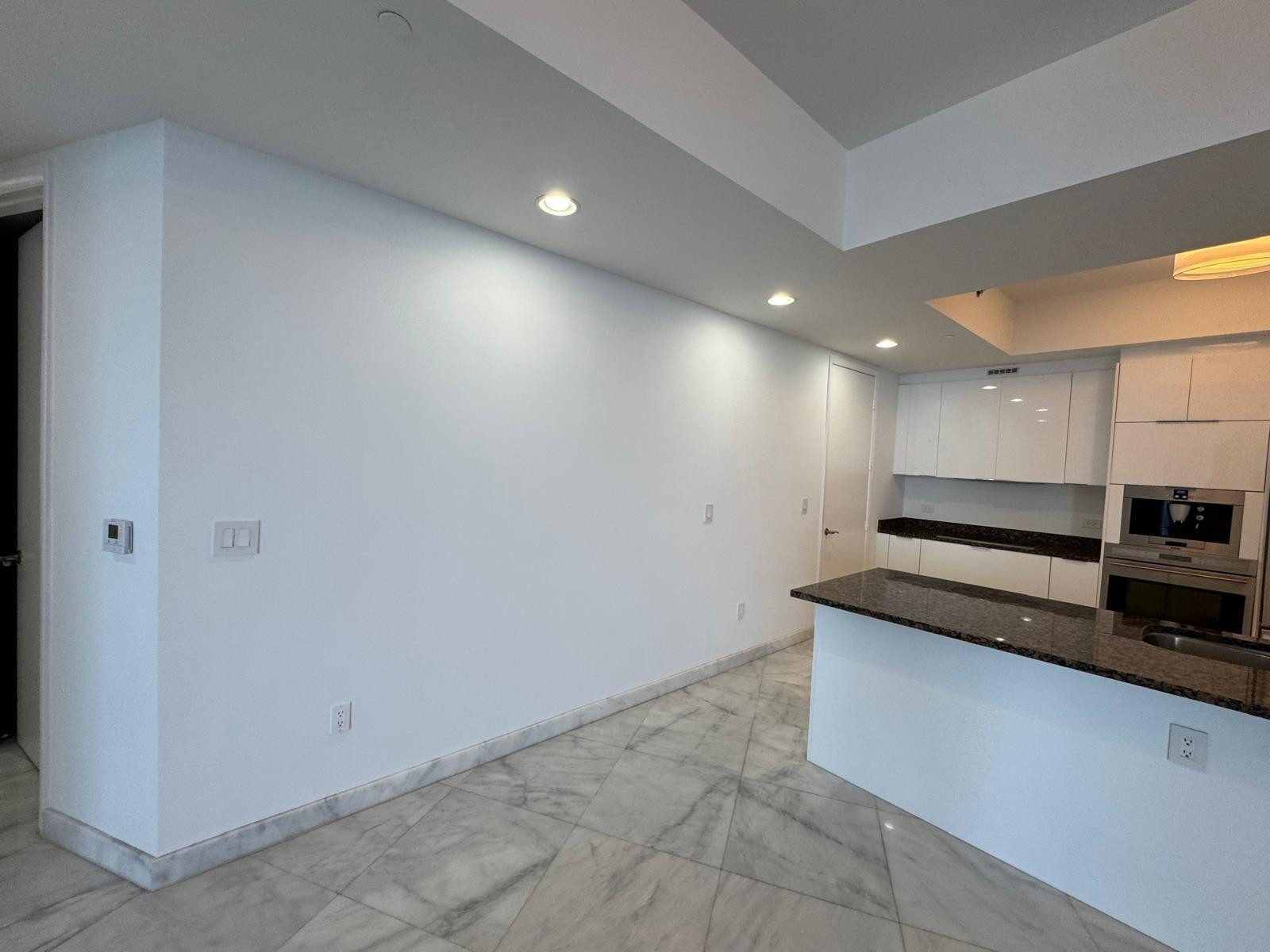 16001 Collins #2207, Sunny Isles Beach FL 33160